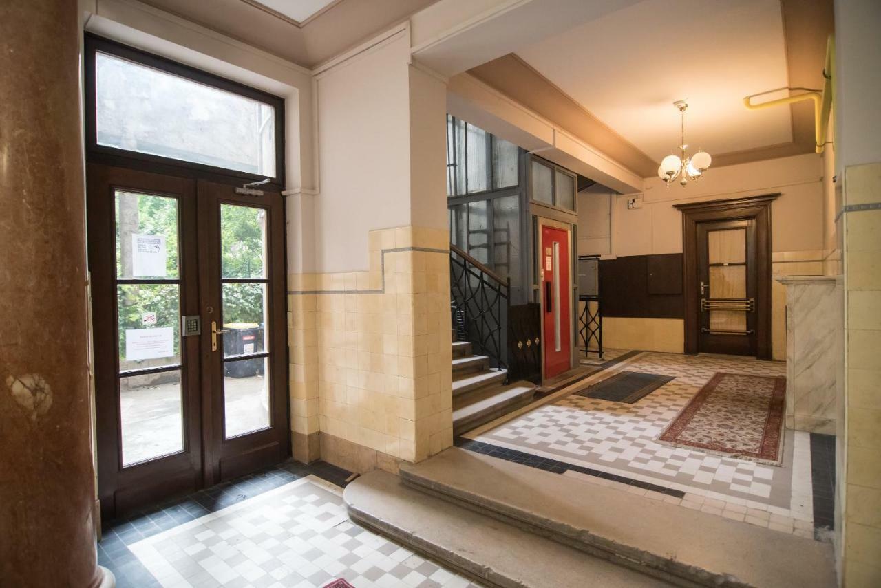 Budget Apartment Budapest Luaran gambar