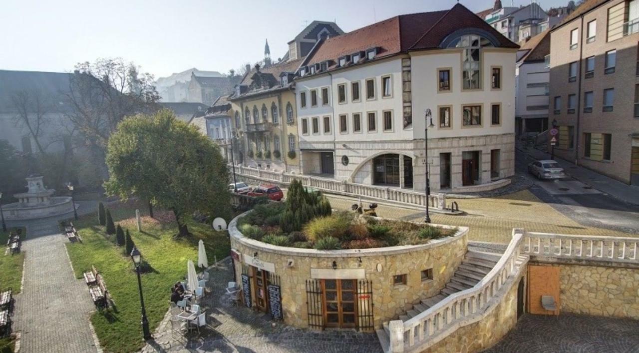 Budget Apartment Budapest Luaran gambar